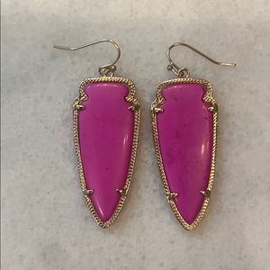 Kendra Scott arrow head earring